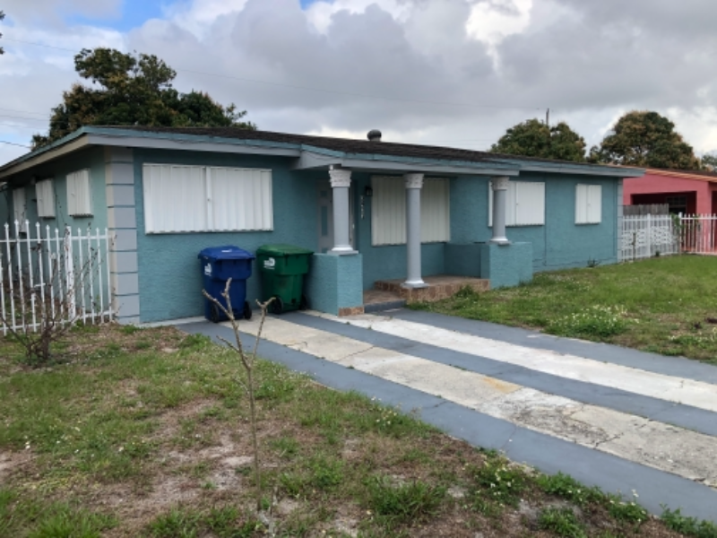 3421 Nw 171st St - Photo 2 of 3