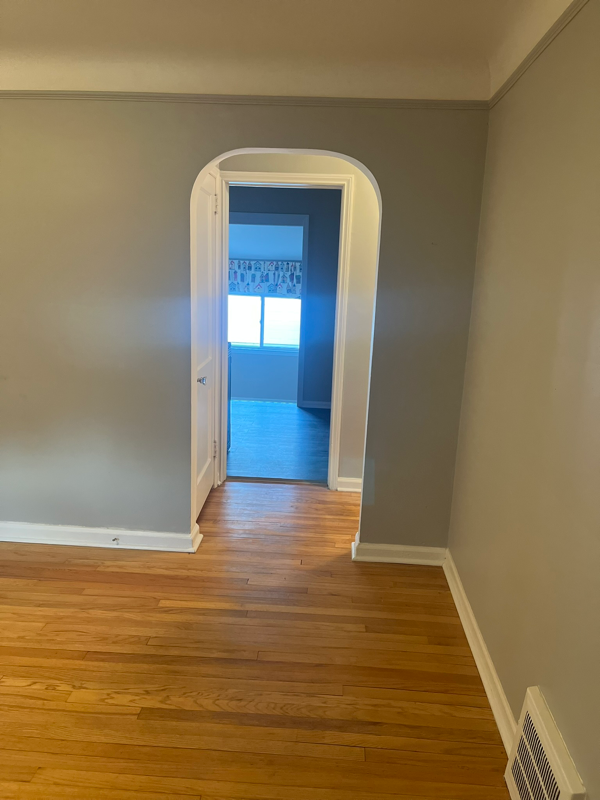 22106 Lambrecht Ave - Photo 2 of 10