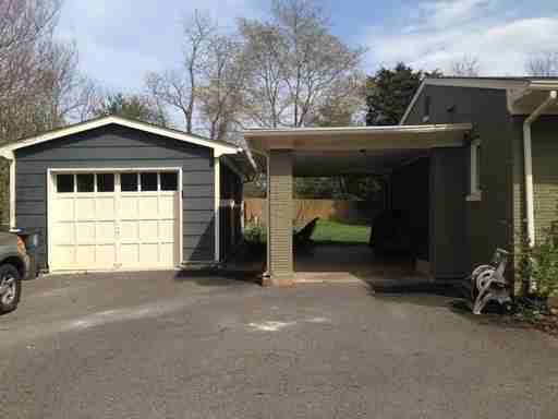 1672 Spottswood Pl - Photo 2 of 25