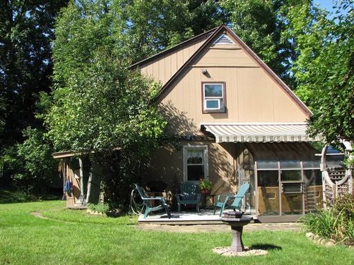 1112 N Creek Rd #B - Photo 3 of 20