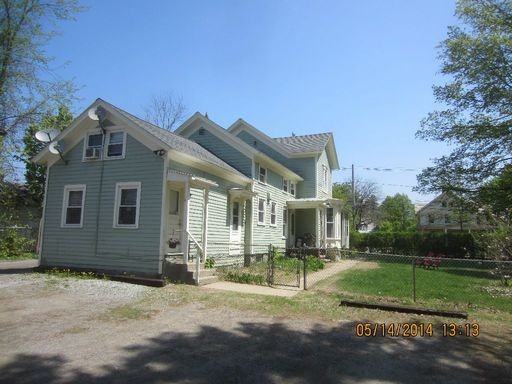 146 Bay St #4 - Photo 2 of 4