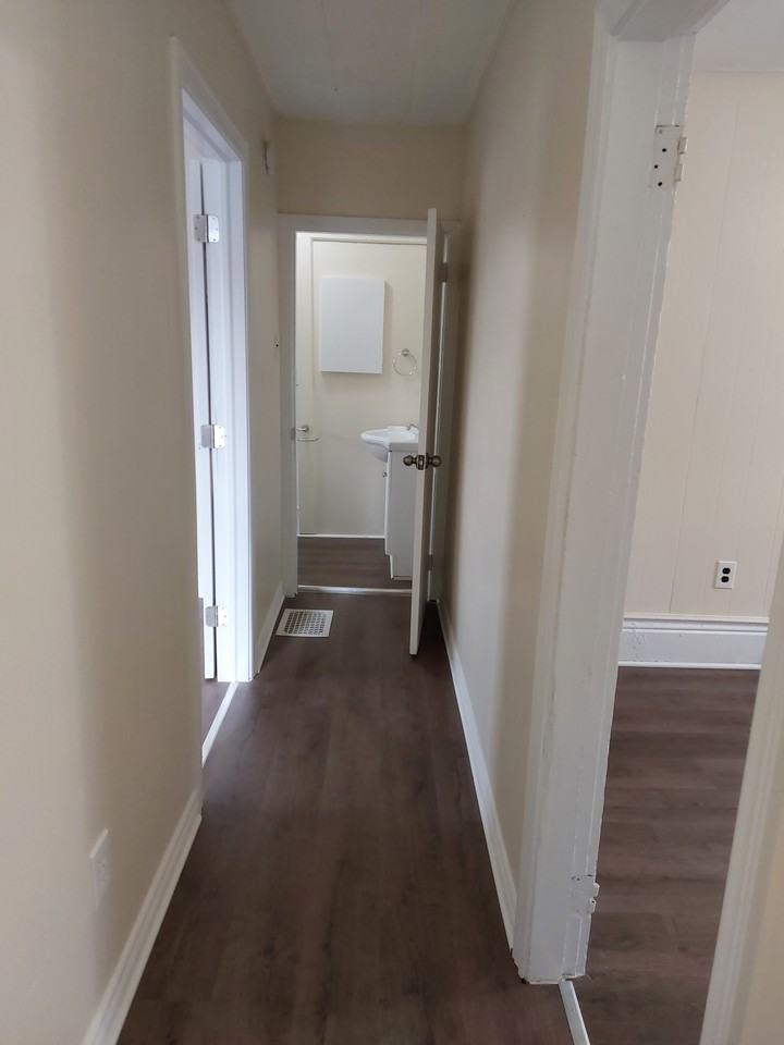 36 Centre Street - Photo 3 of 7