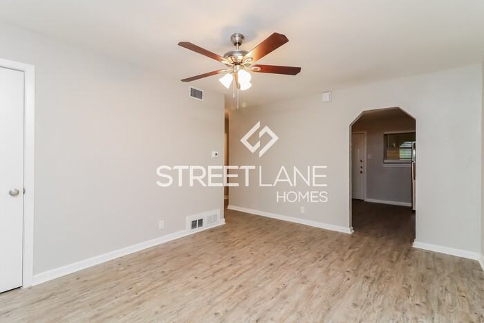 2505 Normont Cir - Photo 3 of 15