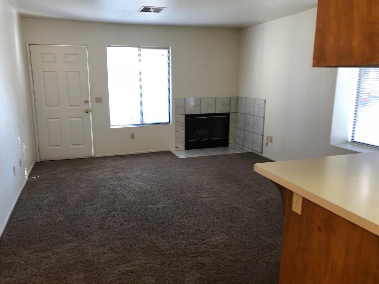 8706 Lyn River Ct #D - Photo 4 of 9