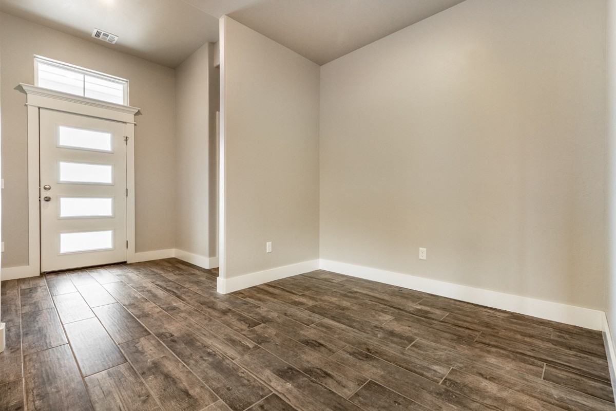 2541 Fallview Dr #1 - Photo 2 of 17