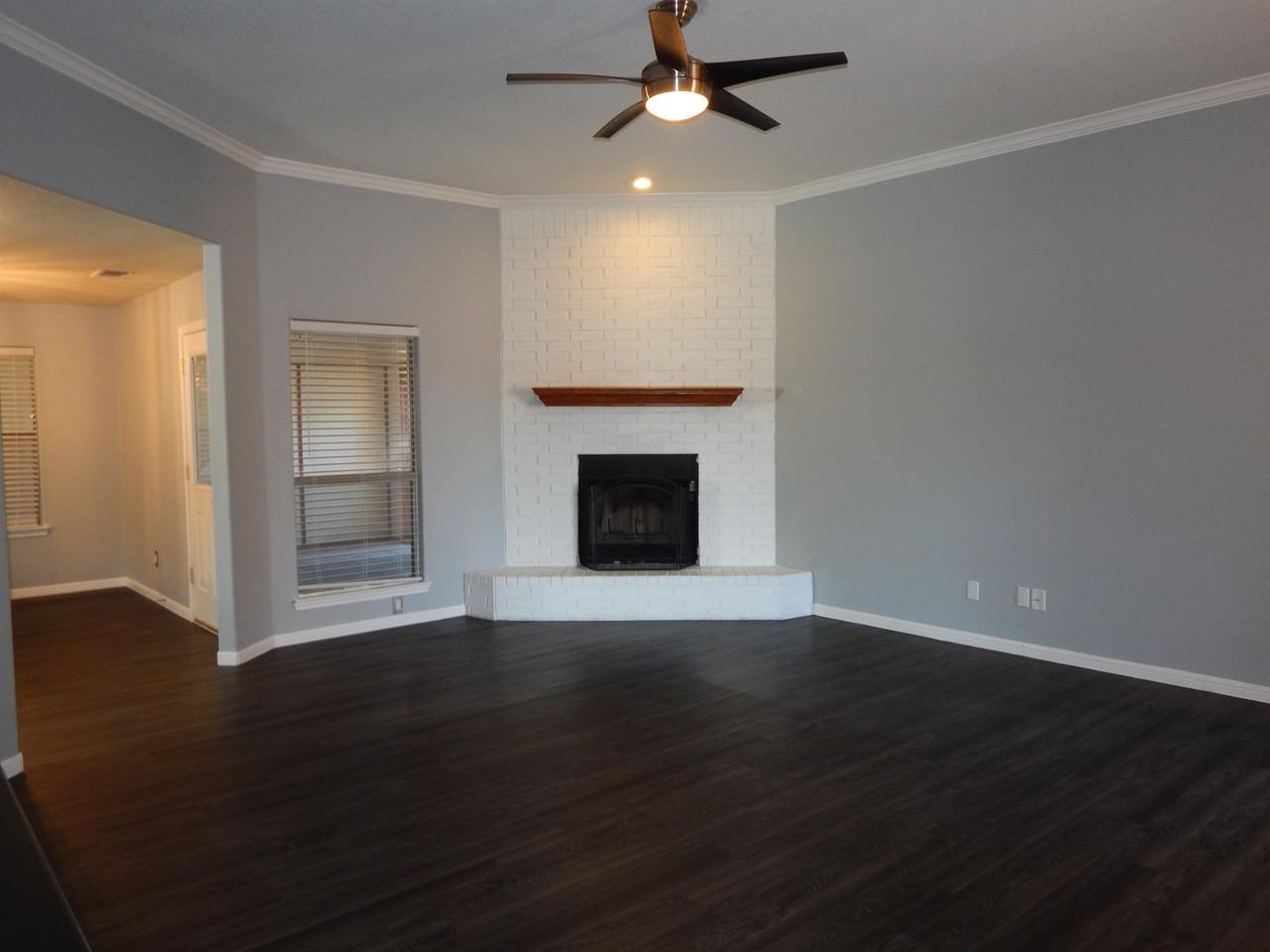 106 Cedar Ridge Dr #1 - Photo 4 of 50