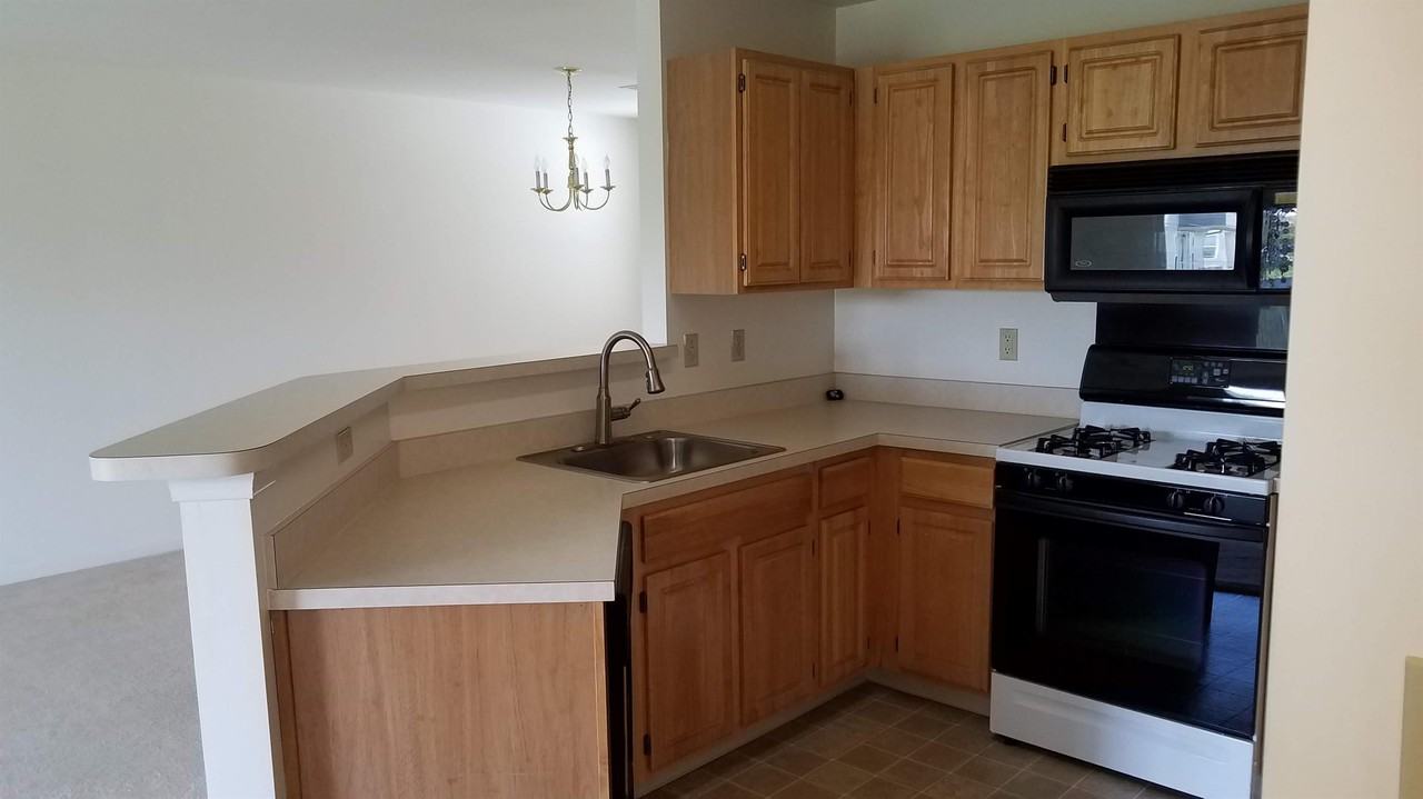 106 Oriole Ct #106OC - Photo 3 of 16