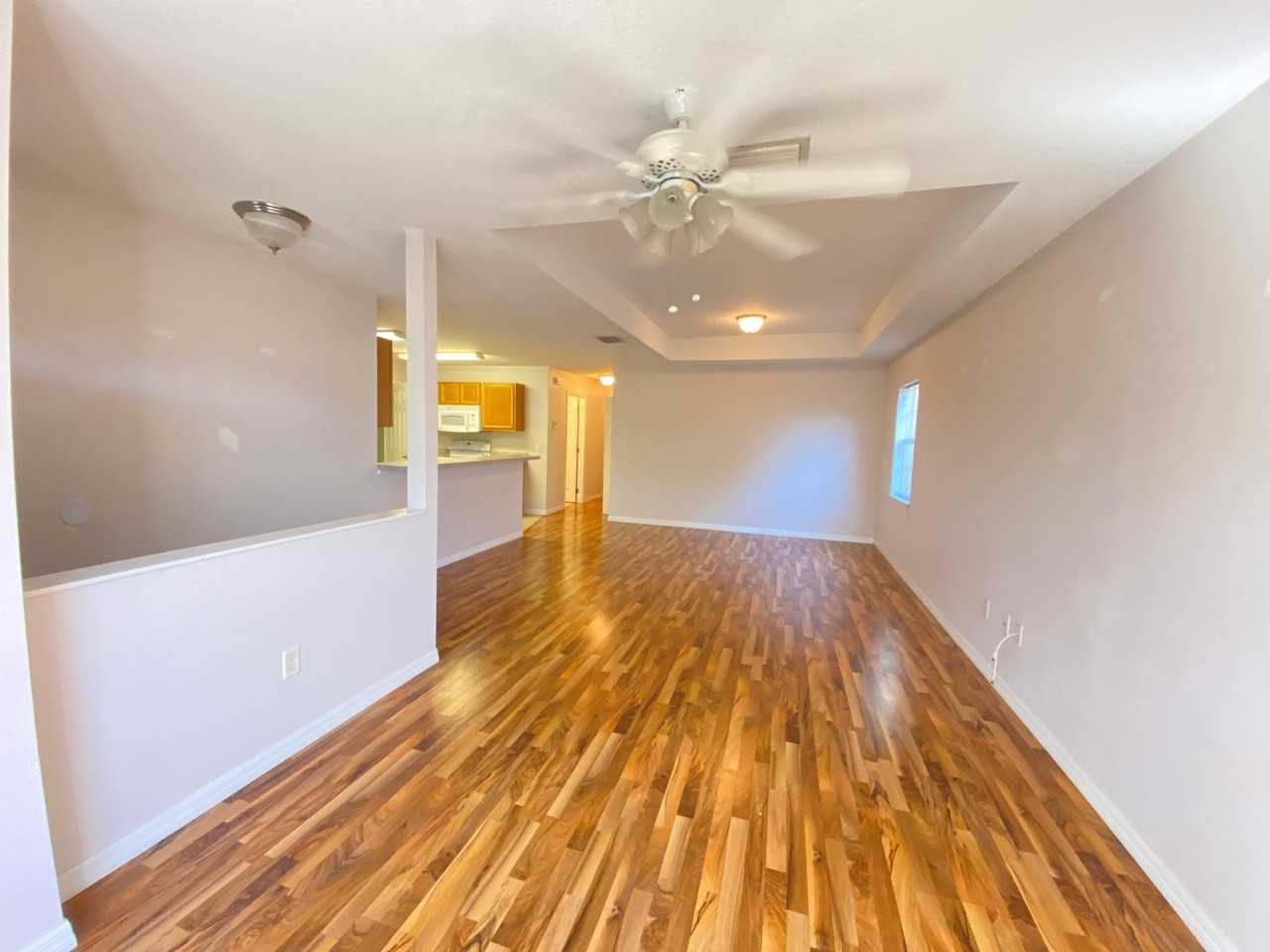 1406 Wood Duck Ln #1 - Photo 3 of 12