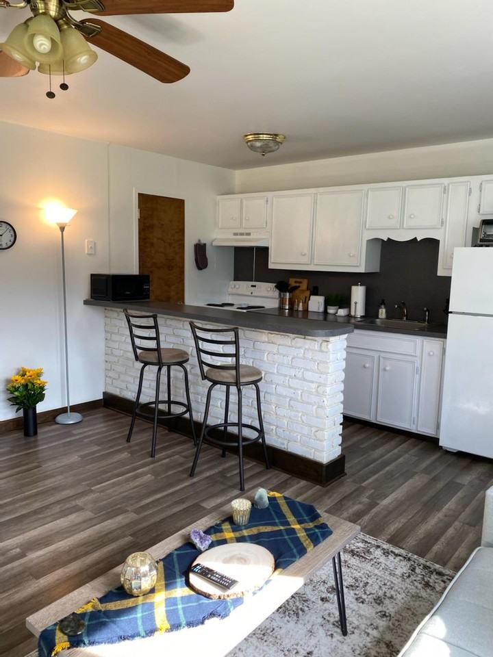 125 Edgewood Dr #125 - Photo 3 of 7