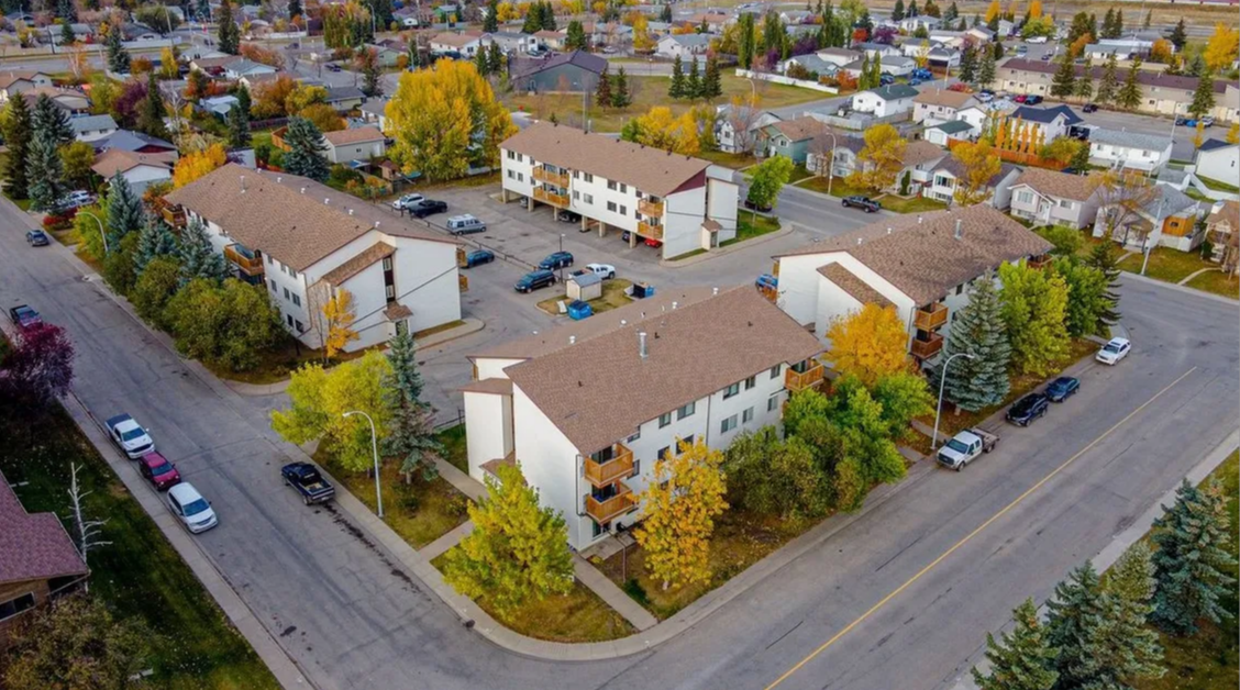 8111 96 StreetBlock D - 323 #323FR - Photo 6 of 7