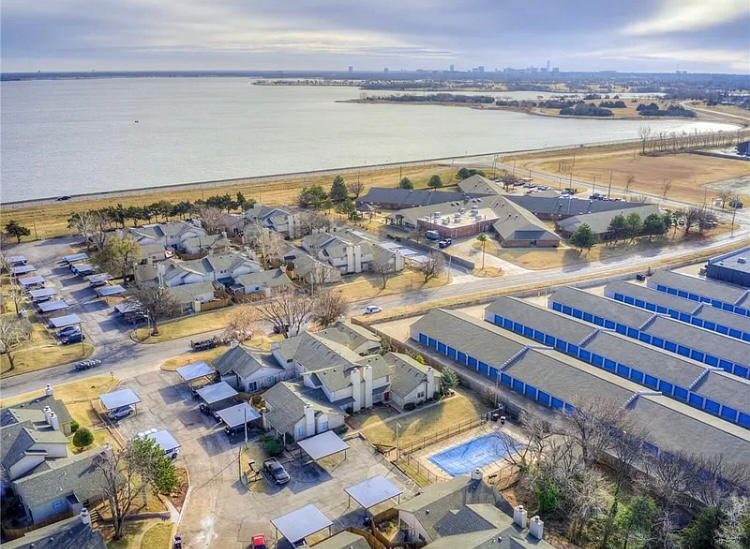 9613 Hefner Village Blvd - Photo 2 of 23