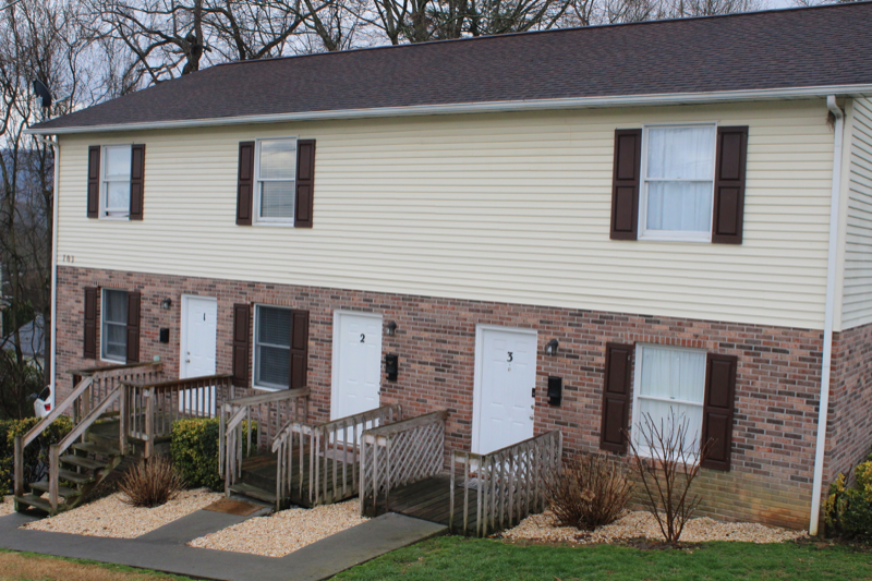 703 Fall Street #1 - Photo 2 of 13