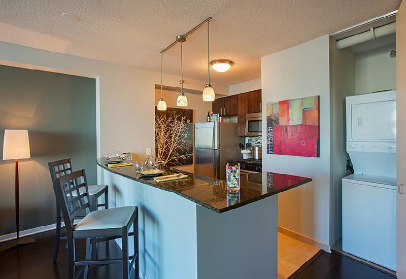 345 E Ohio St - Photo 6 of 23