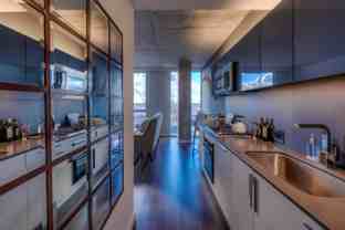 625 W Division St - Photo 1 of 1
