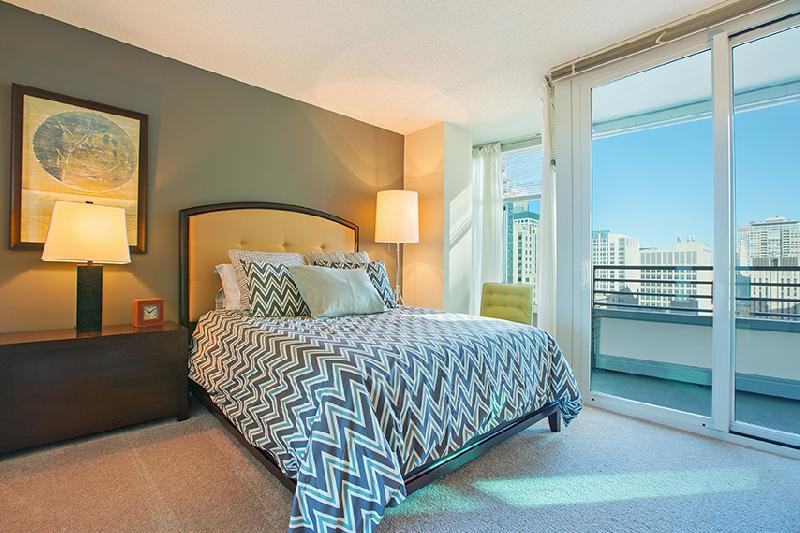 345 East Ohio Street #3-3 - Photo 7 of 27