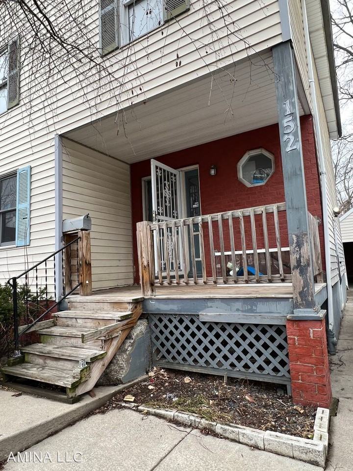 152 Dr Samuel Mccree Way - Photo 3 of 20