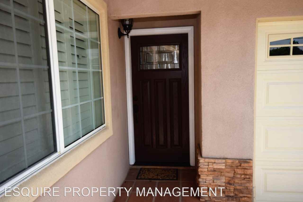 341 Julian St - Photo 3 of 23