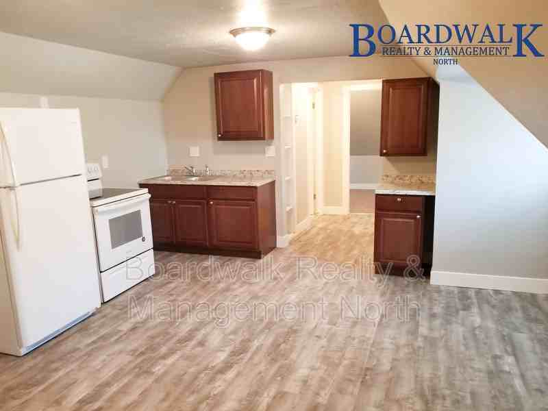 2679 Quincy Ave #3 - Photo 2 of 6