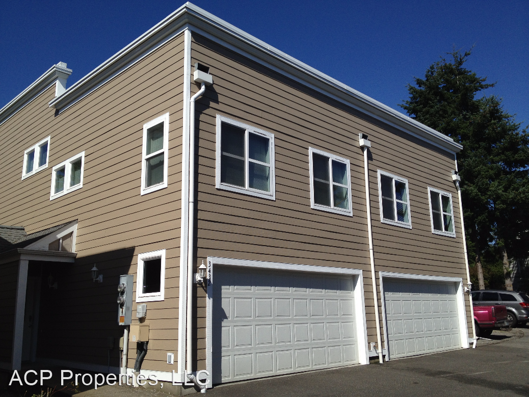 3430 Abbott St - Photo 2 of 11