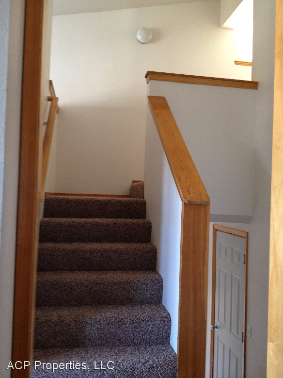 3430 Abbott St - Photo 3 of 11