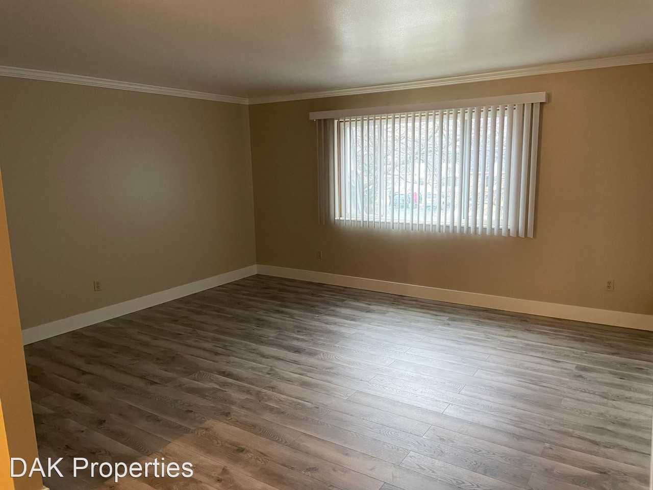 2030 Chateau Crt. - Photo 3 of 6