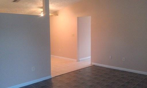 6448 Reno Ave - Photo 2 of 8