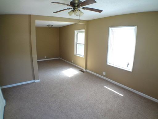 1315 E Denver Dr - Photo 2 of 8