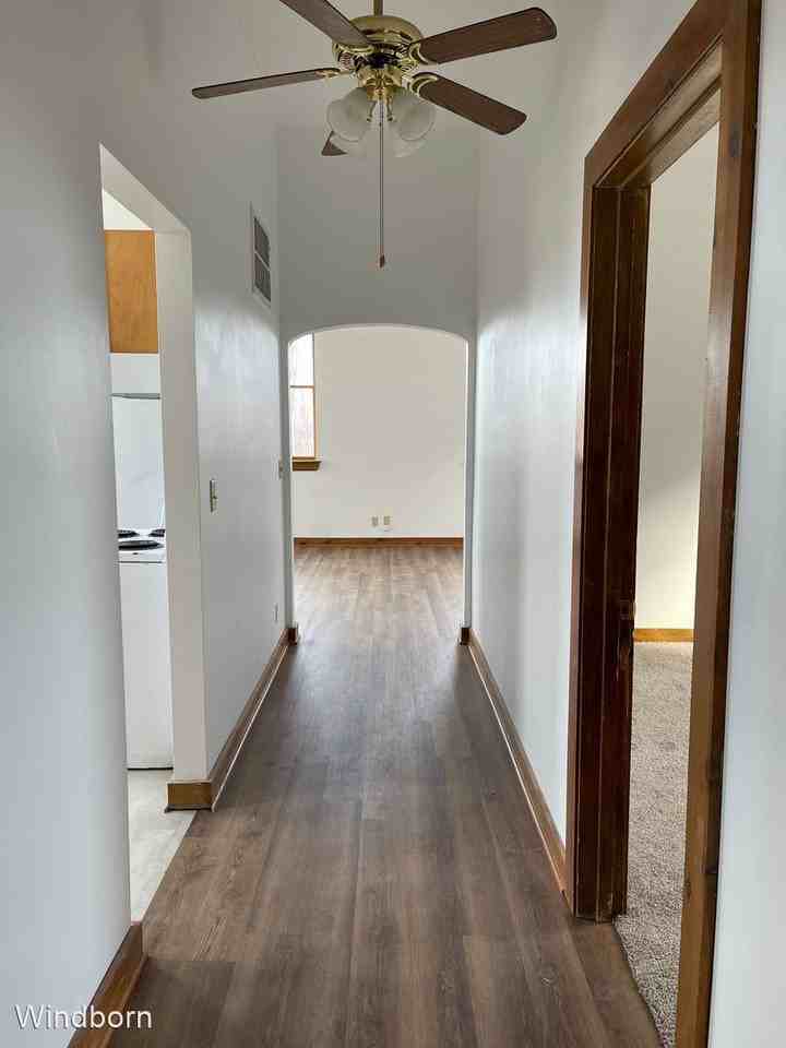 127 & 129 & 131 W Main St Apartments in Aledo, IL 61231 Zumper