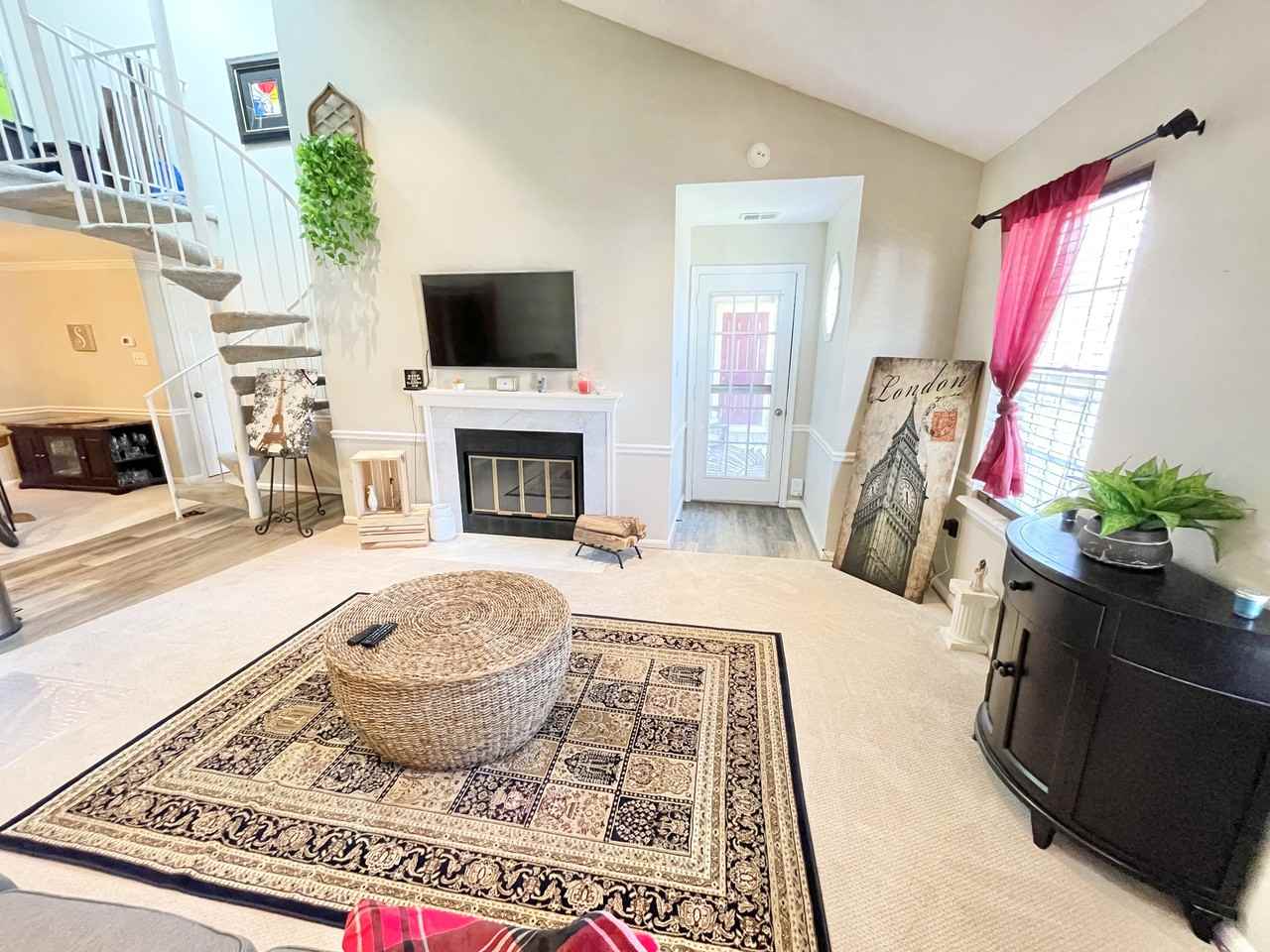 12263 Wadsworth Way - Photo 2 of 22