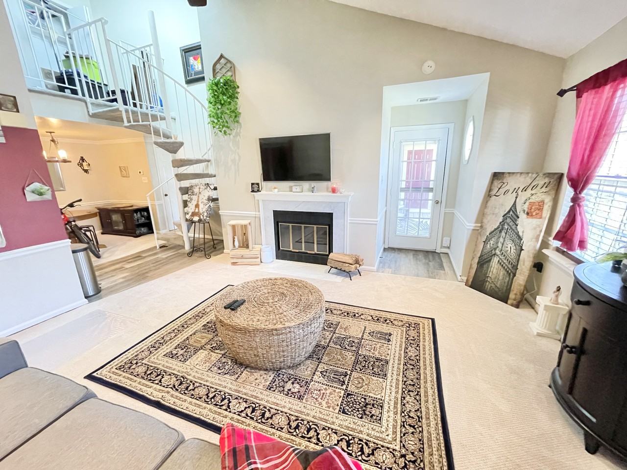 12263 Wadsworth Way - Photo 3 of 22