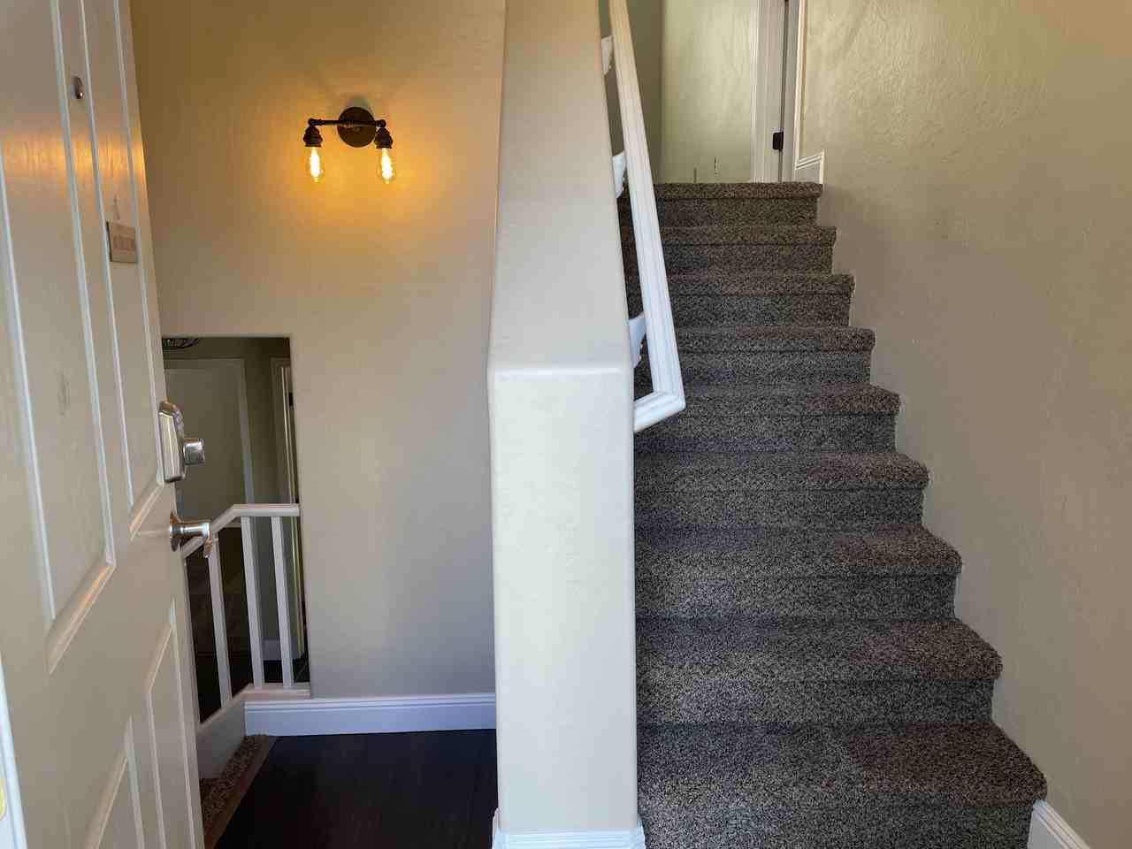 5217 W Fulton St - Photo 4 of 36