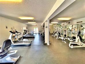 448 Banyon Tree Cir #206 - Photo 7 of 24
