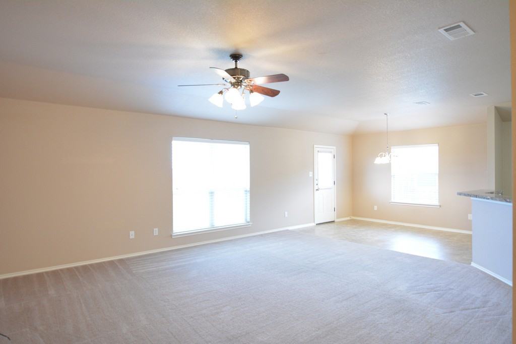 2103 Jefferson Ct S - Photo 7 of 21