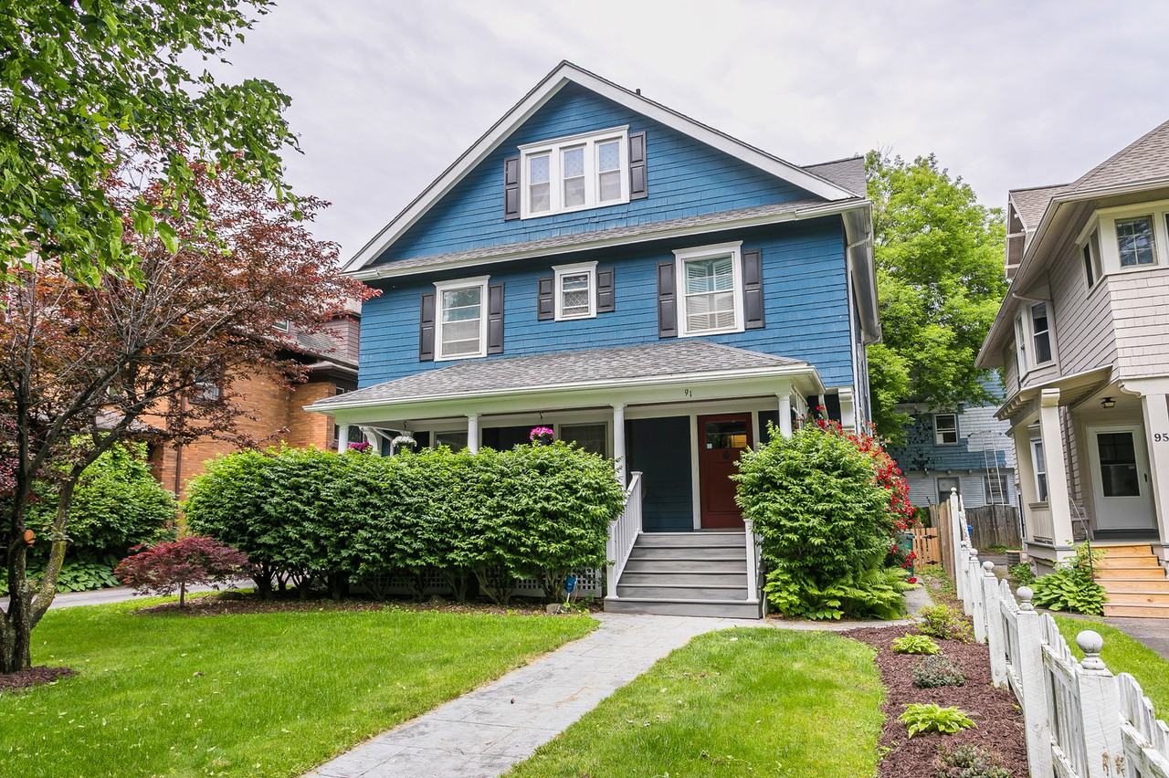 91 Oliver St Uppr - Photo 2 of 16