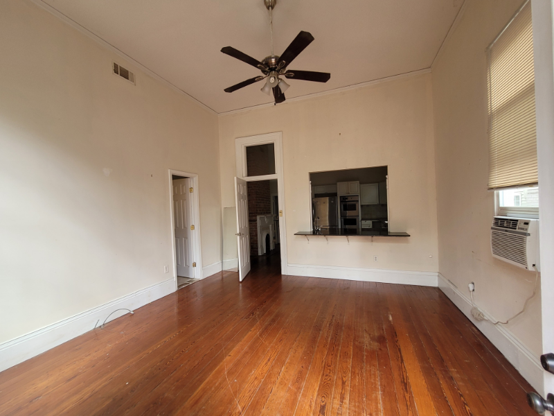 2367 St Thomas St7 - Photo 3 of 6