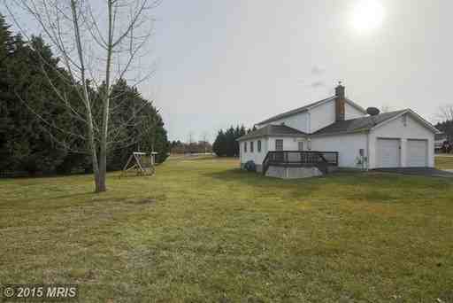 3211 Jones Rd - Photo 3 of 27