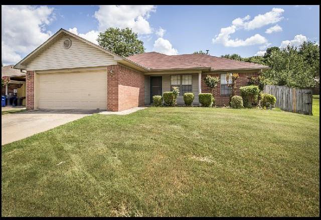 1535 Southern Hills Dr - Photo 2 of 9