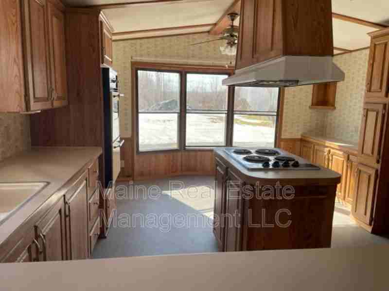 30 Exeter Rd #18 - Photo 2 of 8