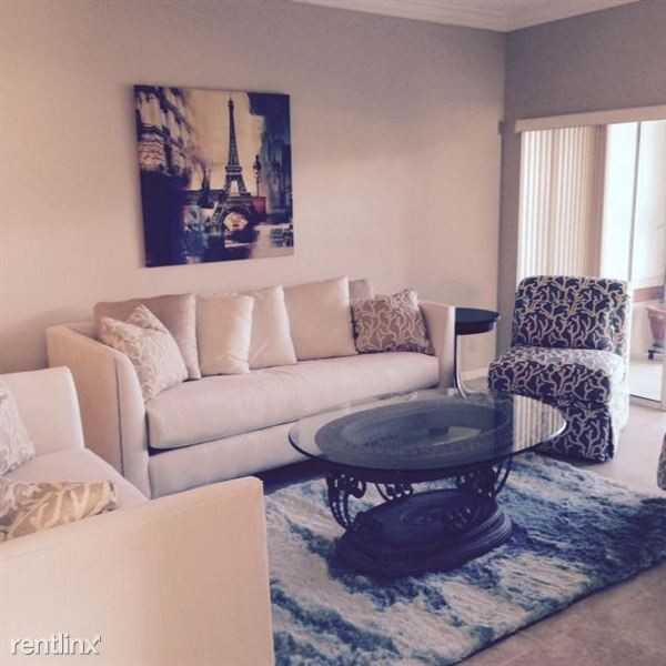 114 Cypress Point Dr - Photo 3 of 6