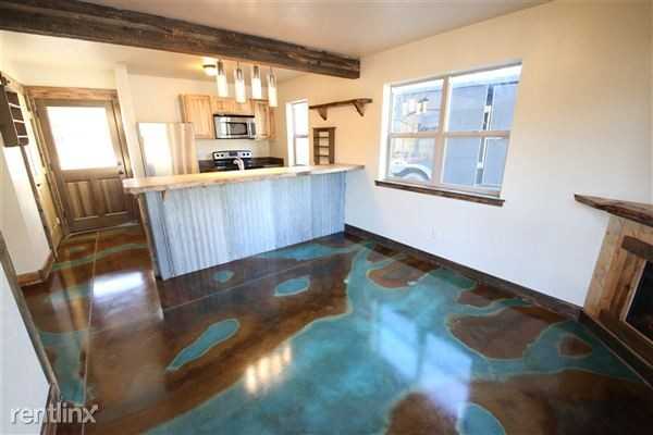 10985 Cayuse Ct - Photo 3 of 11