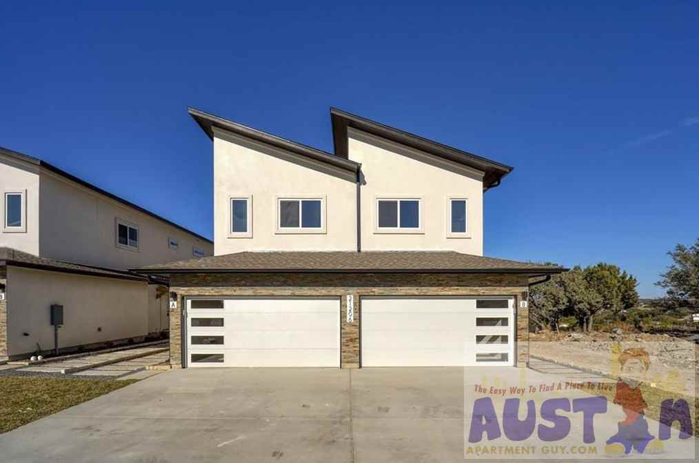 21210 Portsmouth Cove #B - Photo 2 of 12