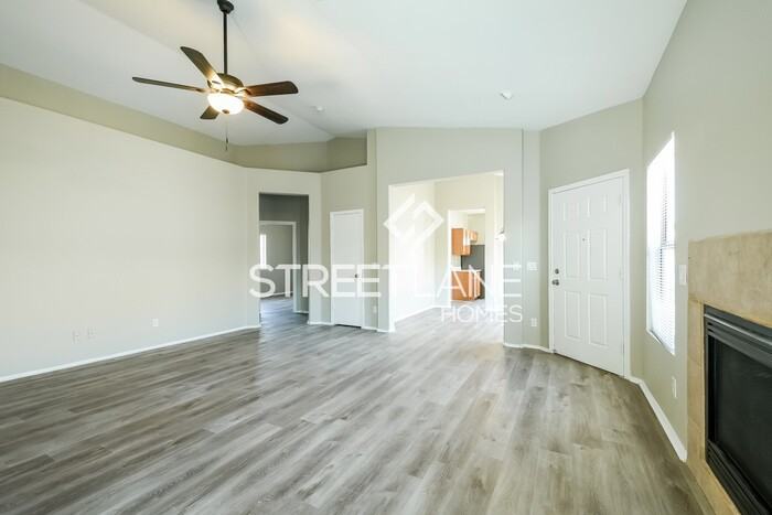 4025 W Hackamore Dr - Photo 3 of 15