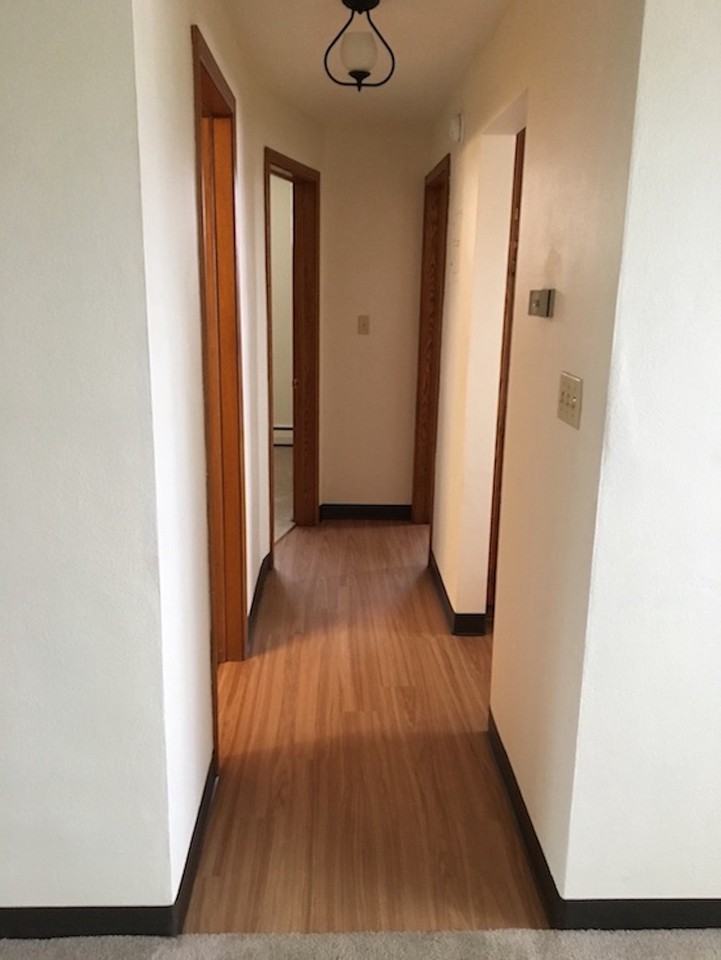 1344 Saint Paul AvenueApt 17 #1344-17 - Photo 5 of 13
