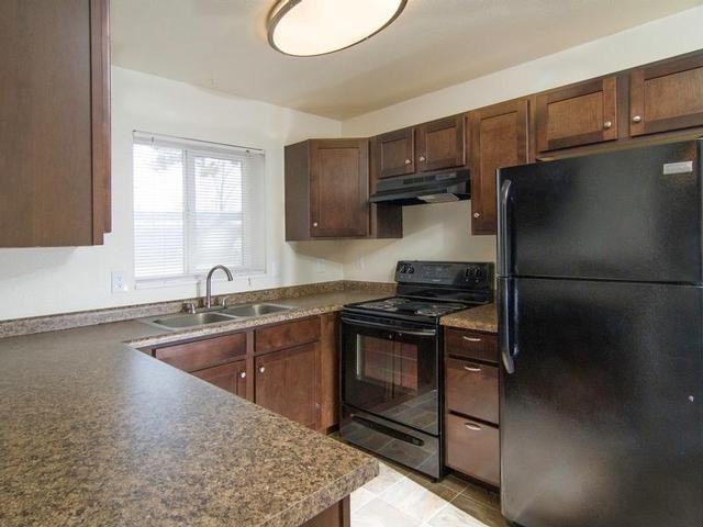 1080 State Street - Photo 2 of 6