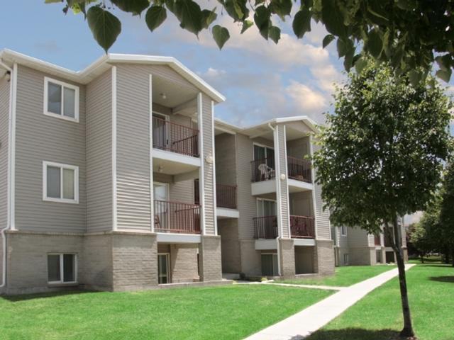 1080 State Street - Photo 6 of 7