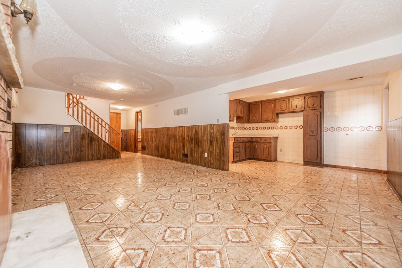 165 Aberdeen Avenue - Photo 2 of 11