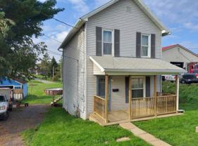 122 Maple St - Photo 1 of 1