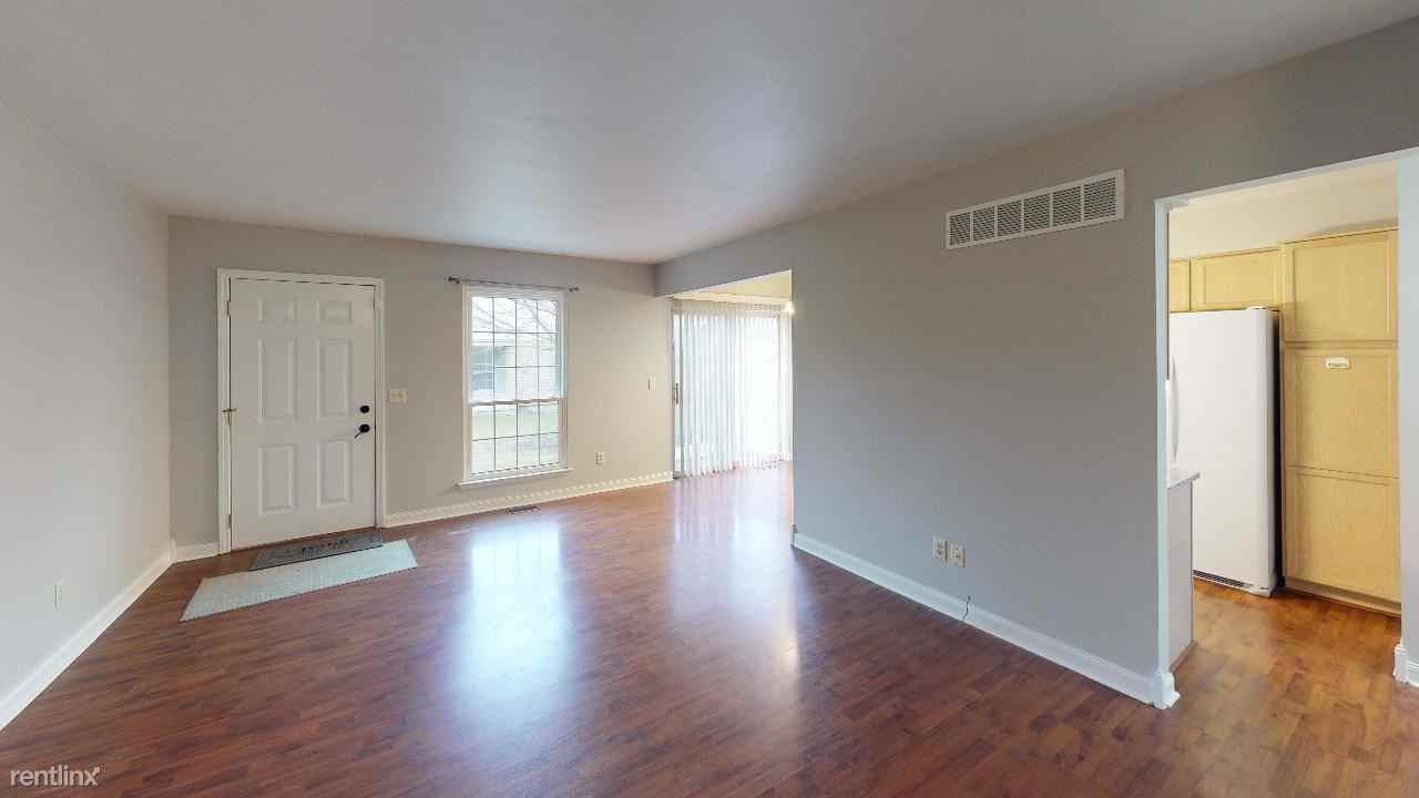 3044 Forest Creek Ct - Photo 3 of 11