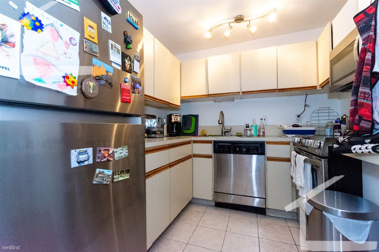 60 Babcock St - Photo 2 of 6