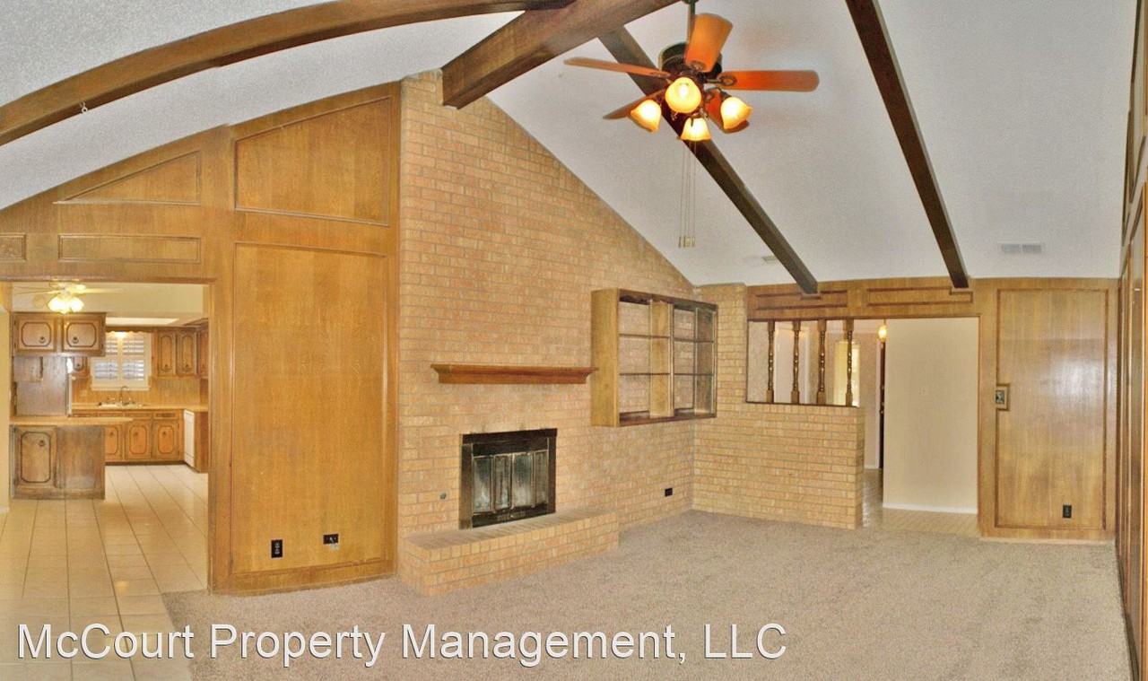 2603 Mark Ln - Photo 2 of 15